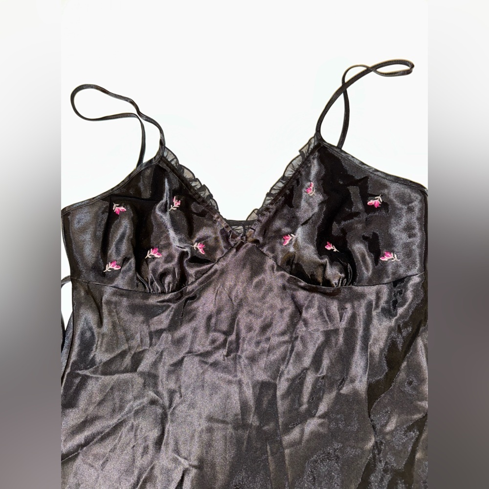 Adonna Women’s Slip Dress Medium Black Satin Pink Floral Lace Detail Adjustable - Picture 2 of 5